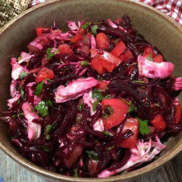 Диетический салат со свеклой